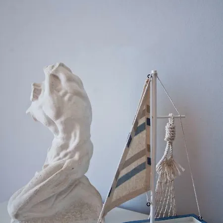 The Big Calm Stanici