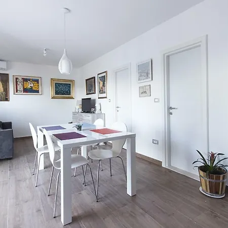 The Big Calm Apartamento