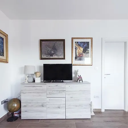 The Big Calm * Stanici